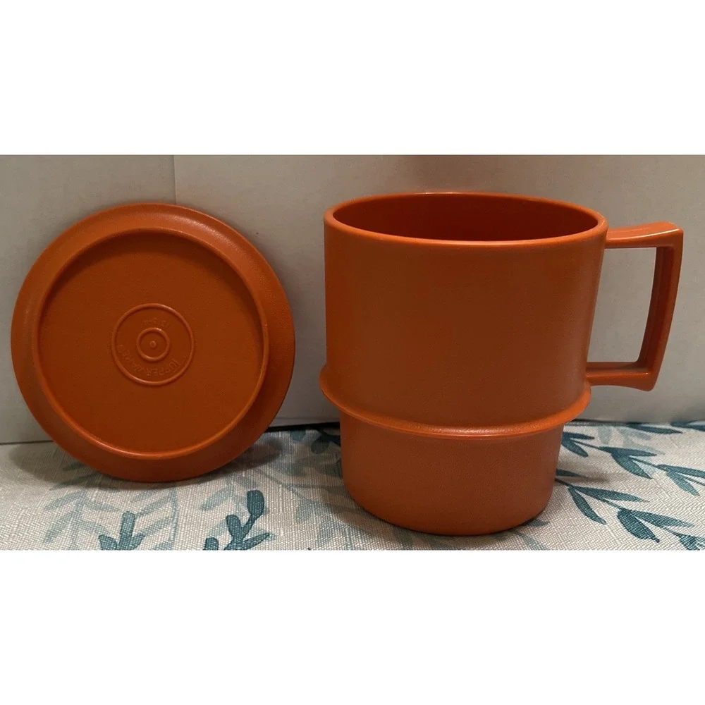 Vintage Tupperware 1312-11 Stacking‎ Mug W/ Lid Coaster 1313-4 Orange